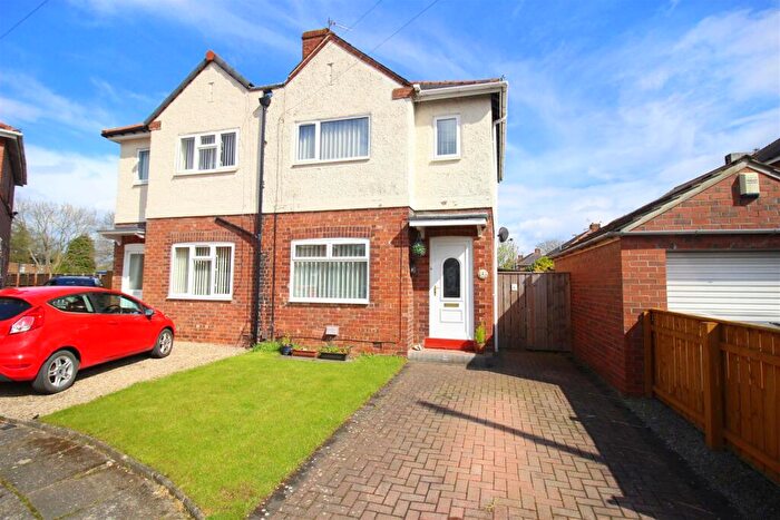 2 Bedroom Semi-Detached House For Sale In Spencer Grove, Darlington, DL1