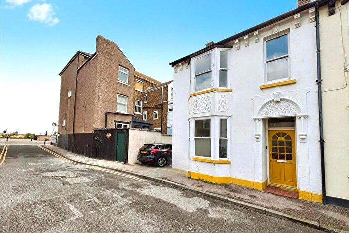 1 Bedroom End Of Terrace House For Sale In Sea View Square, Herne Bay, Kent, CT6