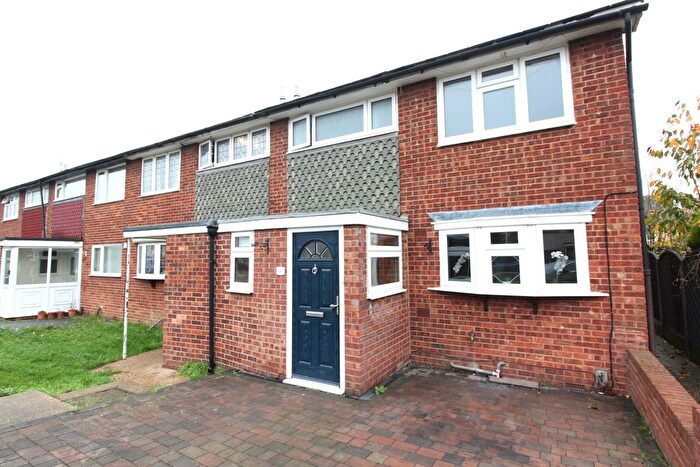 3 Bedroom End Terrace House To Rent In Udall Gardens, RM5