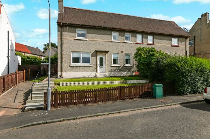3 Bedroom Semi-Detached House For Sale In Howgate Road, Hamilton, South Lanarkshire, ML3