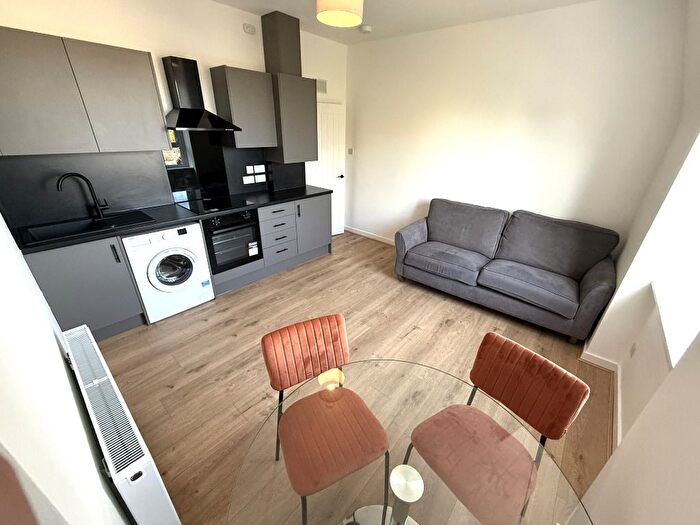 2 Bedroom Flat To Rent In Park Road, City Centre, Aberdeen, AB24