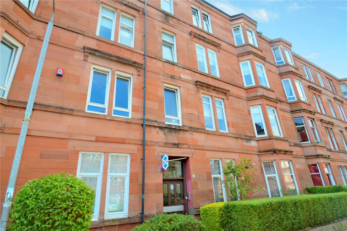 2 Bedroom Flat To Rent In / Arundel Drive, Battlefield, Glasgow, G42