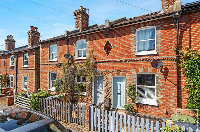 2 Bedroom Semi-Detached House To Rent In George Road, Guildford, GU1