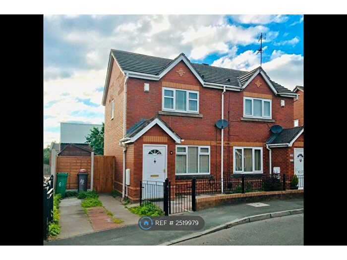 2 Bedroom Semi-Detached House To Rent In Barrow Hill Road, Manchester, M8