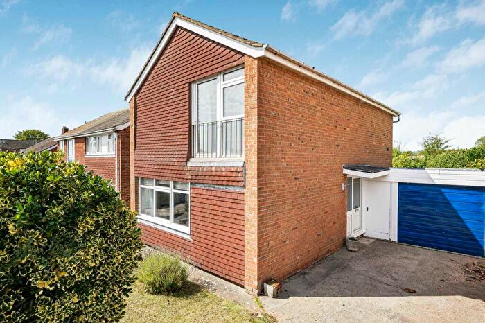 3 Bedroom Detached House For Sale In Birch Road, Garsington, OX44