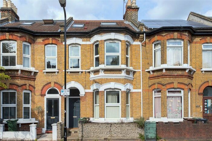 4 Bedroom Terraced House To Rent In Ferndale Road, Leytonstone, London, E11