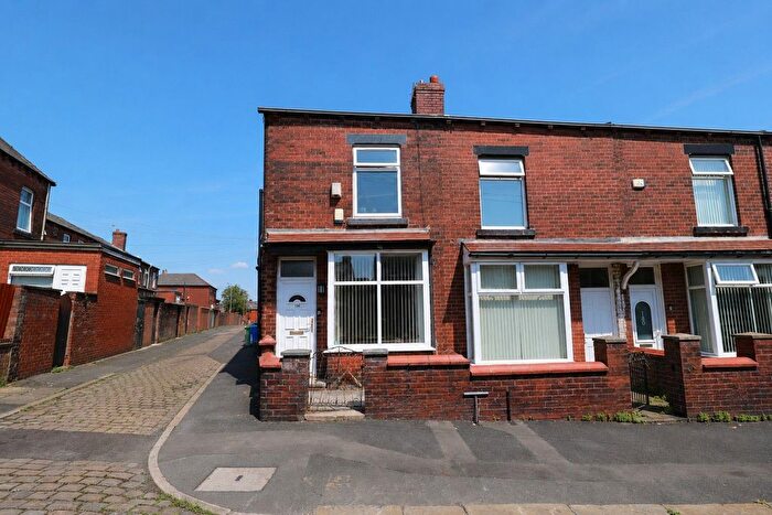 3 Bedroom Terraced House For Sale In Arnold Street, Bolton, BL1