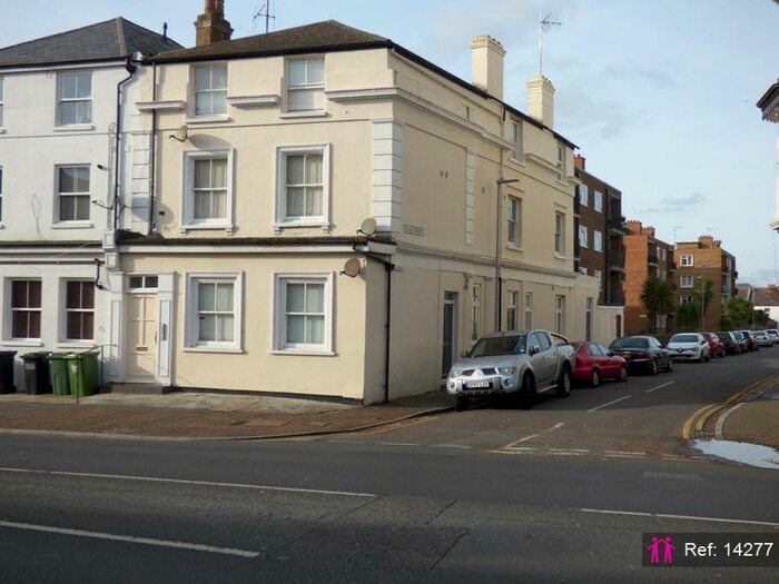 Studio To Rent In Seaside, Eastbourne, BN22