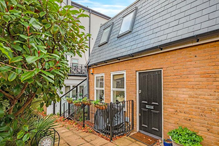 1 Bedroom End Terrace House For Sale In Grange Road, Bermondsey, SE1