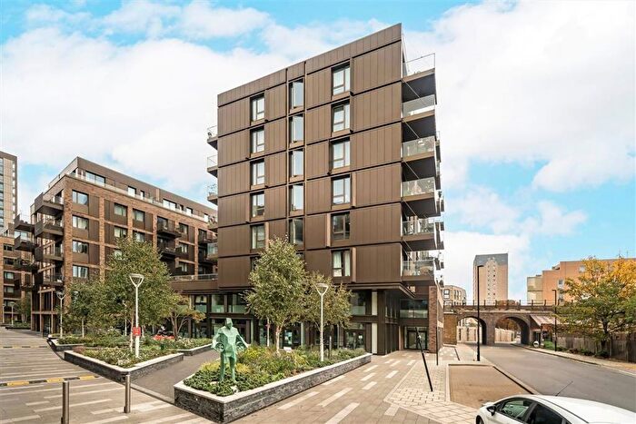 2 Bedroom Flat For Sale In Moulding Lane, New Cross, SE14