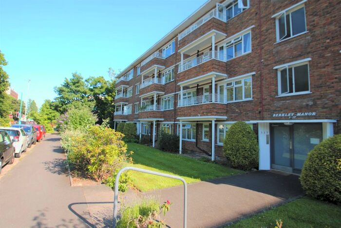 1 Bedroom Flat To Rent In Berkley Manor, BH12