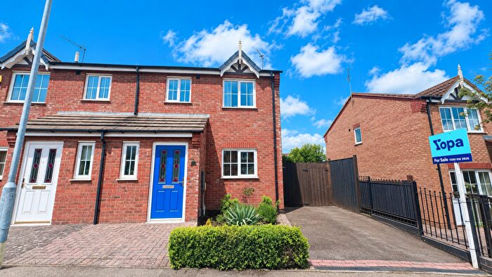 3 Bedroom Semi-Detached House For Sale In Water Meadow Way, Ibstock, LE67