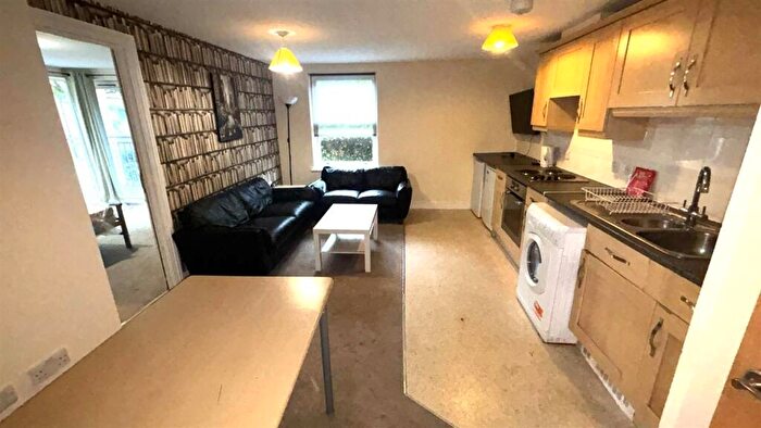 3 Bedroom Apartment To Rent In Bingley Court, Canterbury, CT1