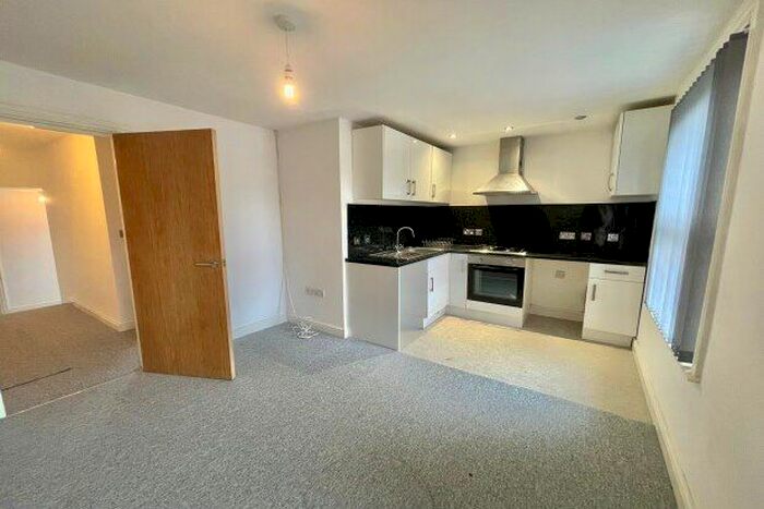 2 Bedroom Flat To Rent In Wimborne Road East, Ferndown, BH22