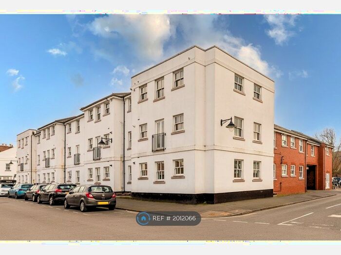 2 Bedroom Flat To Rent In Packington Place, Leamington Spa, CV31