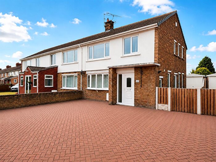 3 Bedroom Semi-Detached House To Rent In Vine Road, Tickhill, DN11