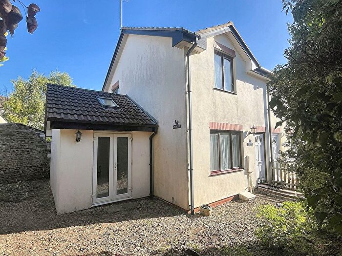 2 Bedroom Semi-detached House For Sale In Nippors Way, Winscombe, North Somerset., BS25