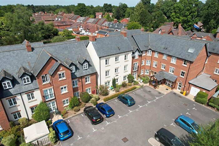 2 Bedroom Retirement Property For Sale In Daffodil Court, Newent, GL18
