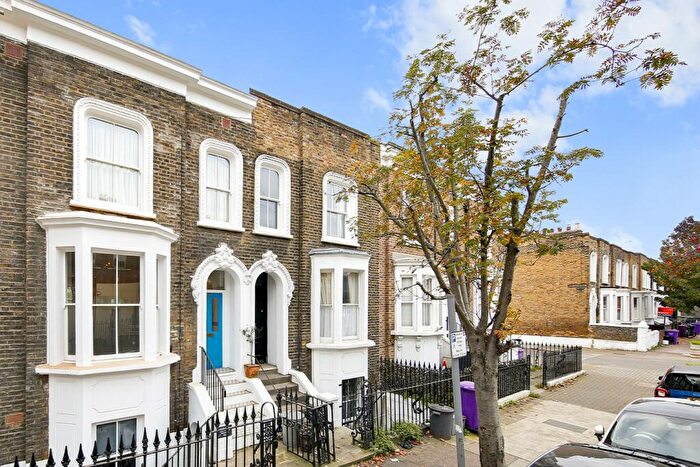 3 Bedroom Terraced House To Rent In Bancroft Road, Stepney Green, E1