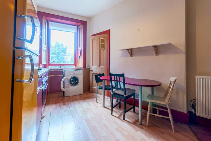 2 Bedroom Flat To Rent In Brougham Street Edinburgh United Kingdom, EH3