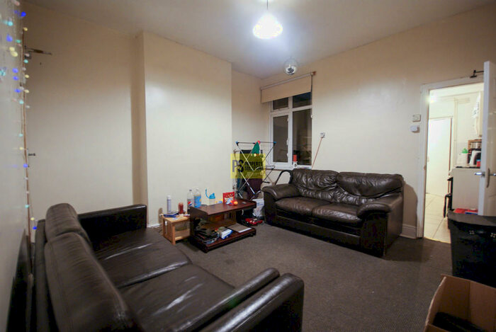 4 Bedroom Terraced House To Rent In Alton Road, Selly Oak - Student Property, B29