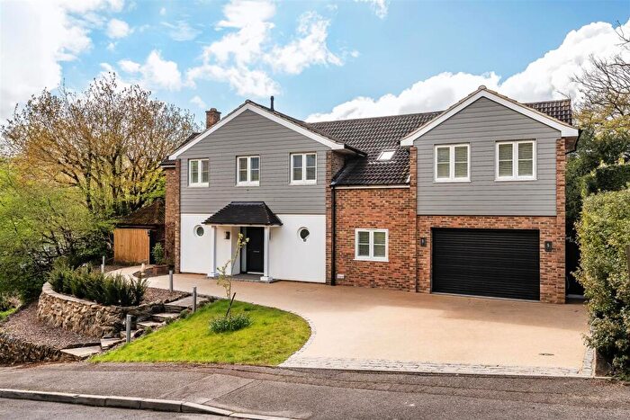 4 Bedroom Detached House For Sale In Culver Drive, Oxted, RH8