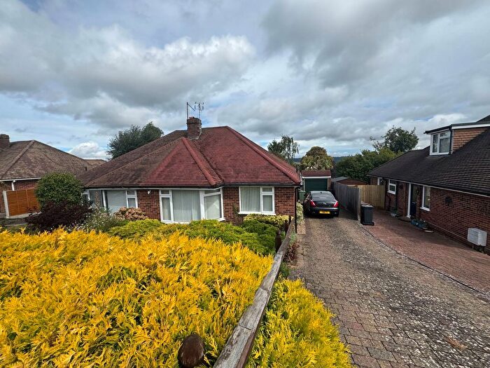 2 Bedroom Semi-detached House For Sale In Maidstone, Kent, ME16