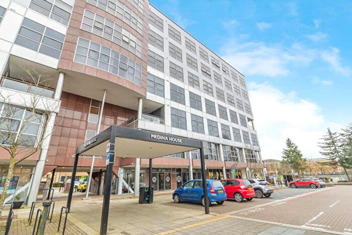 2 Bedroom Flat For Sale In Silbury Boulevard, Milton Keynes, Buckinghamshire, MK9