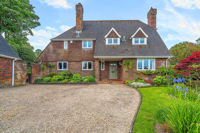 4 Bedroom Detached House For Sale In Abbotts Close, Abbotts Ann, SP11
