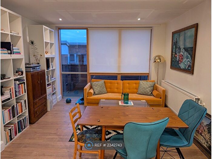 1 Bedroom Flat To Rent In Pilch House, London, E3