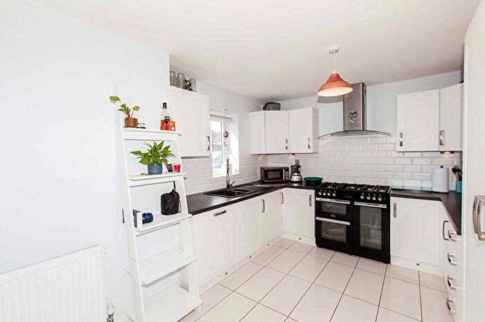 4 Bedroom Detached House For Sale In Meadows Walk, Clowne, S43
