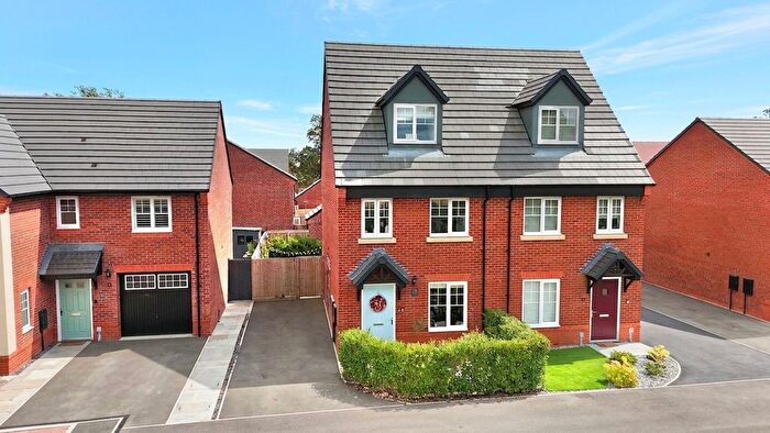 3 Bedroom Semi-Detached House For Sale In William Brereton Way, Henhull, CW5