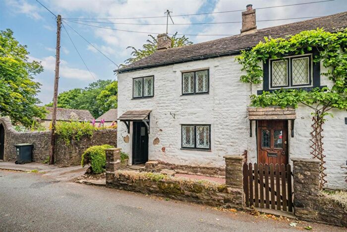 2 Bedroom Cottage To Rent In St Peters Road, Buxton, SK17
