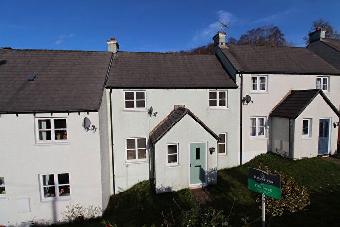 3 Bedroom Terraced House For Sale In Buckland Drive, Bwlch, Brecon, LD3