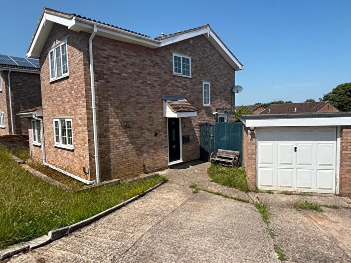 4 Bedroom Detached House To Rent In Sherford Road, Swindon, SN25