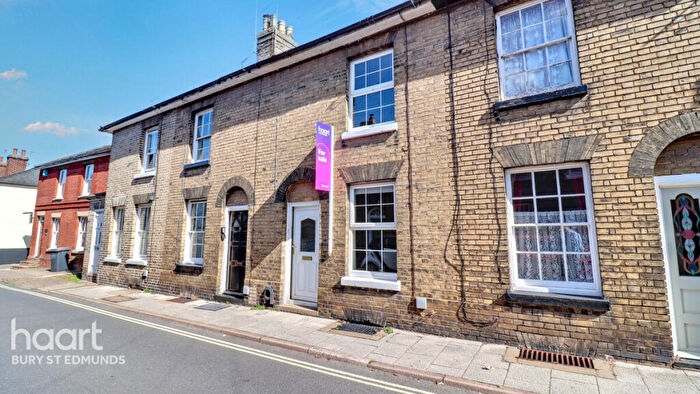 2 Bedroom Terraced House For Sale In Garland Street, Bury St Edmunds, IP33
