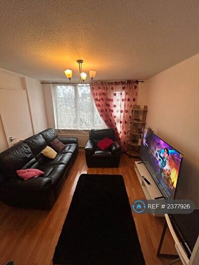 1 Bedroom Flat To Rent In Woolstaplers Way, London, SE16