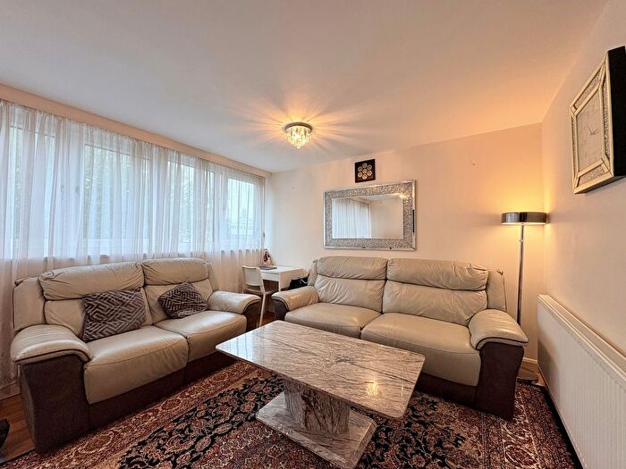 2 Bedroom Property For Sale In Spooner House, Hounslow, TW5