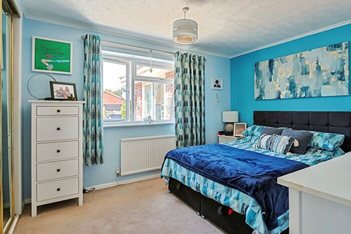 4 Bedroom Bungalow For Sale In Halstock Crescent, West Canford Heath, Poole, Dorset, BH17 - Photo 7