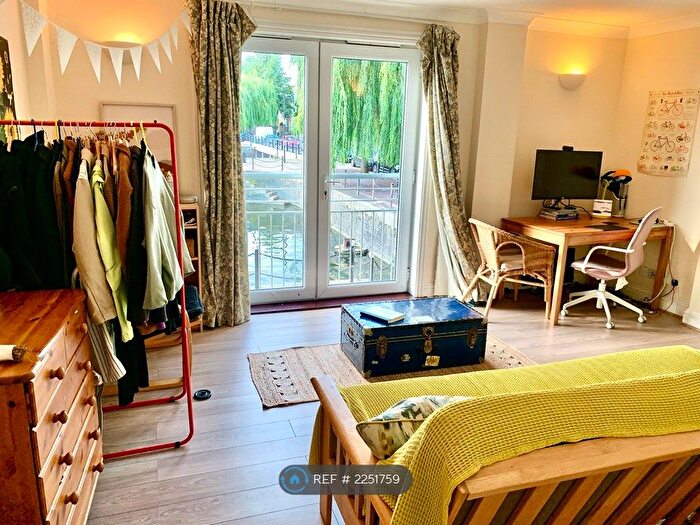 1 Bedroom Flat To Rent In Rainbow Quay, London, SE16