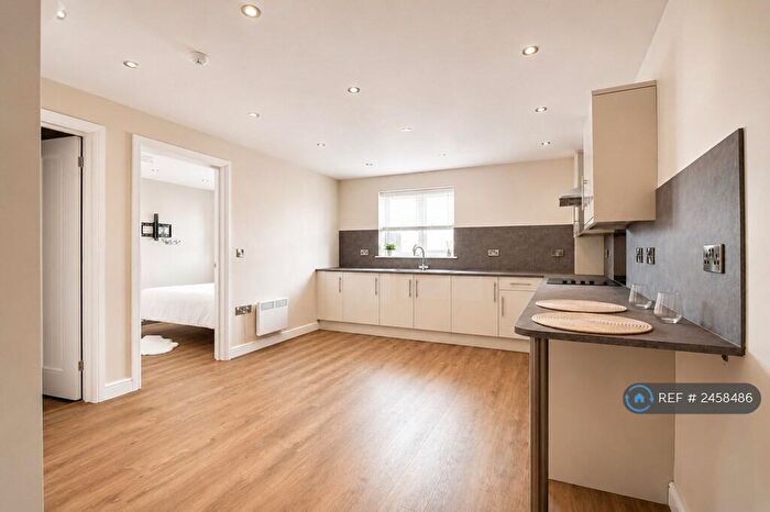 1 Bedroom Flat To Rent In Thirlmere St, Leicester, LE2