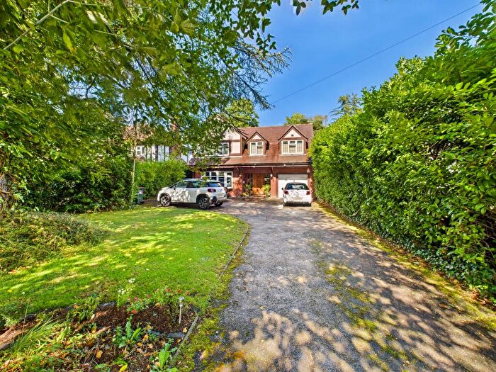 5 Bedroom Detached House For Sale In Stoneleigh Road, Coventry, CV4