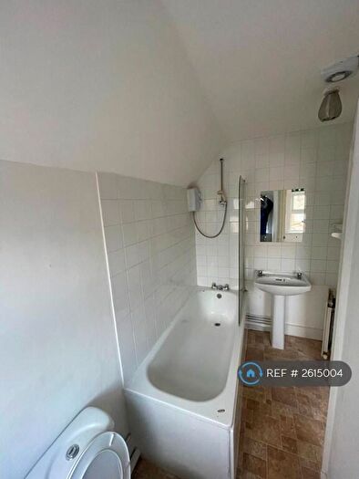 1 Bedroom Flat To Rent In Trundleys Road, London, SE8