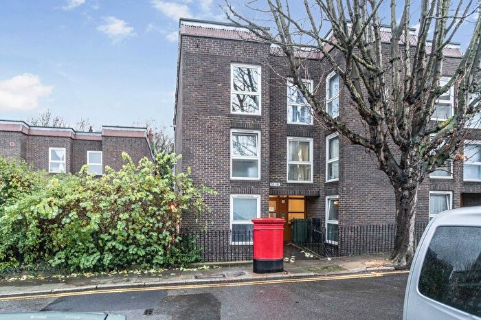 1 Bedroom Flat To Rent In Elia Street, Islington, N1