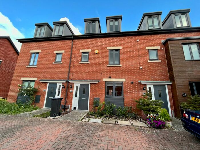 4 Bedroom Terraced House To Rent In Sapphire Way, Brockworth, Gloucester, GL3