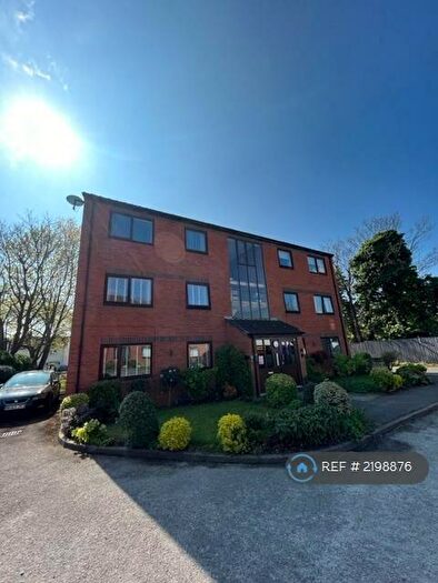 2 Bedroom Flat To Rent In Heath Road, Liverpool, L19