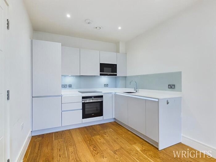 1 Bedroom Apartment For Sale In Broadwater Road, Welwyn Garden City, AL7