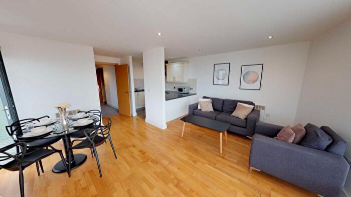 3 Bedroom Apartment To Rent In Marlborough Street, Liverpool, L3