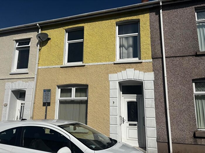 3 Bedroom Terraced House To Rent In Llanelli, Upper Robinson Street, SA15