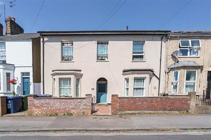 1 Bedroom Apartment To Rent In James Street, Oxford, OX4